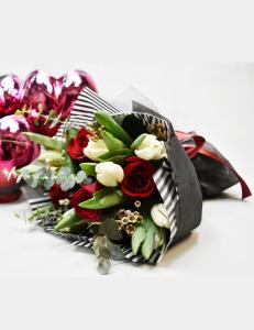 My Valentine Bouquet – Depot Des Fleurs, Montreal PQ