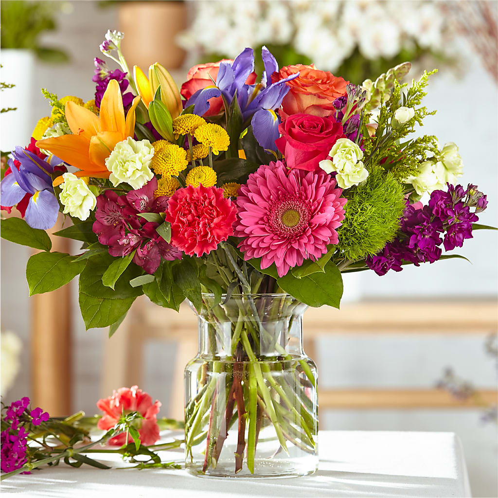 Bold & Bright – A Florist Original – Depot Des Fleurs, Montreal PQ