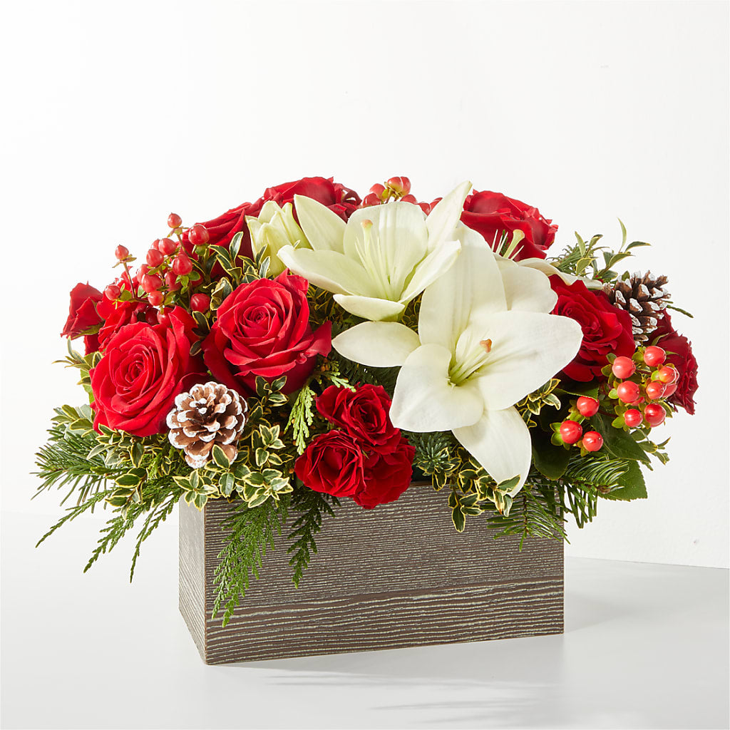 Snowy Wonderland Bouquet – Depot Des Fleurs, Montreal PQ