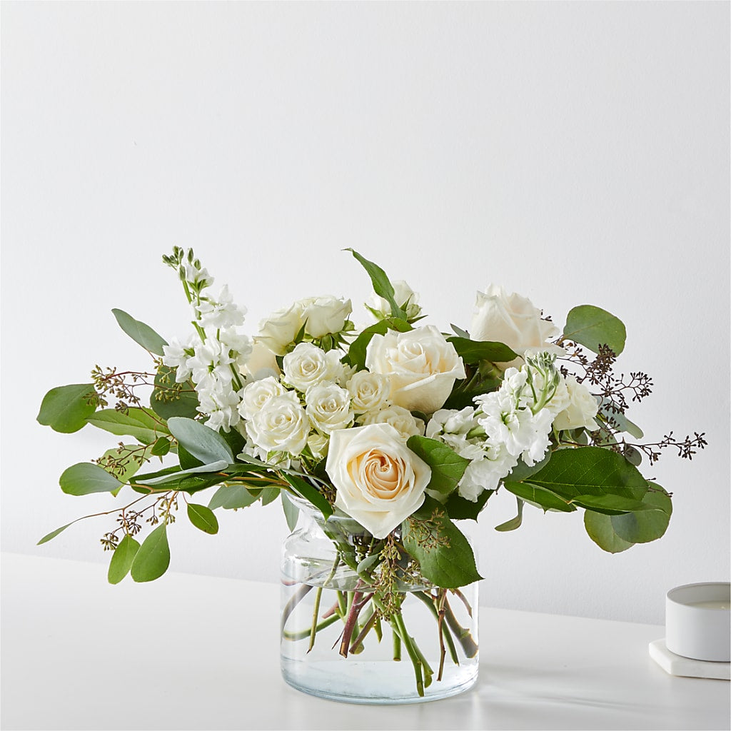 Fresh Linen Bouquet – Depot Des Fleurs, Montreal PQ