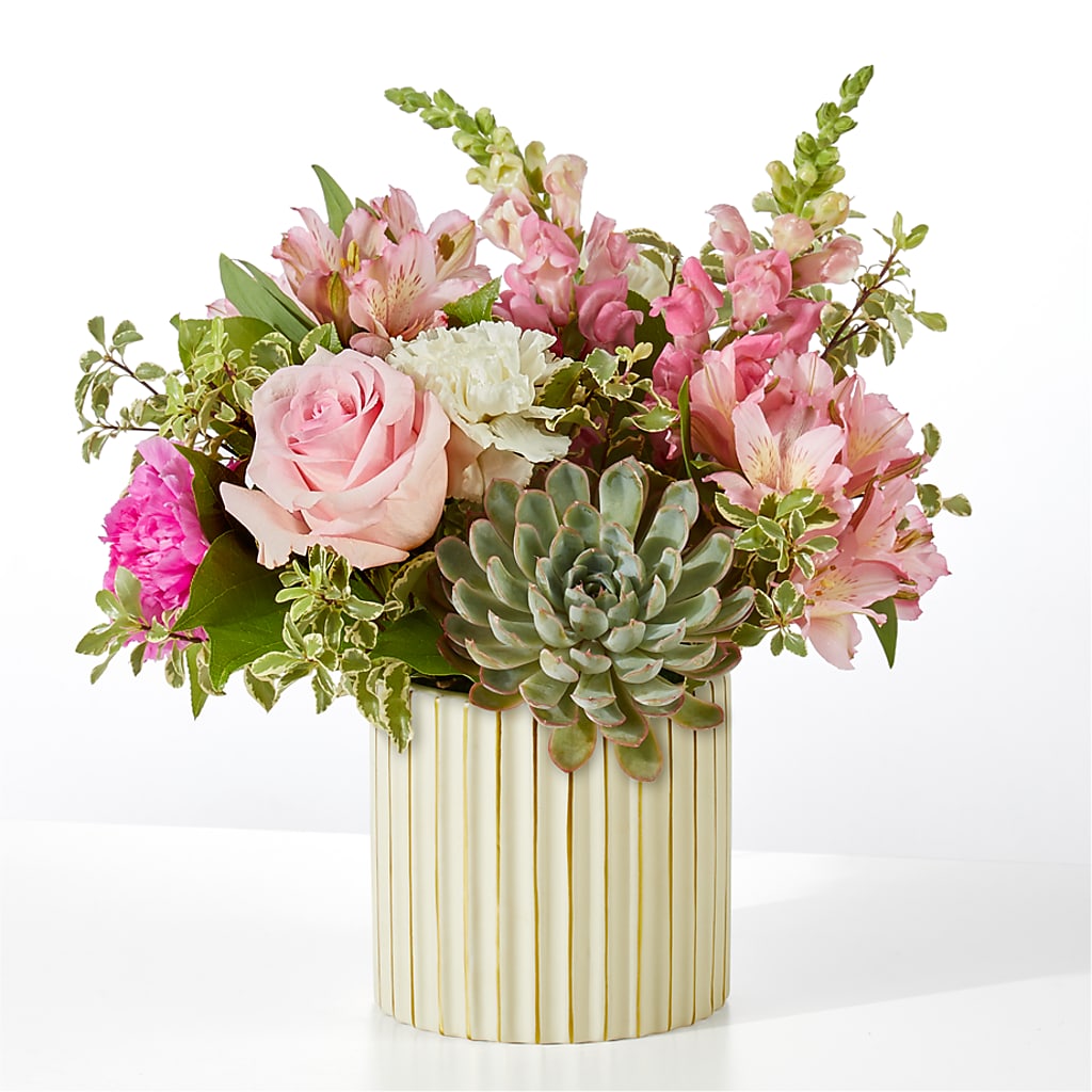 Magenta Musings Bouquet – Depot Des Fleurs, Montreal PQ