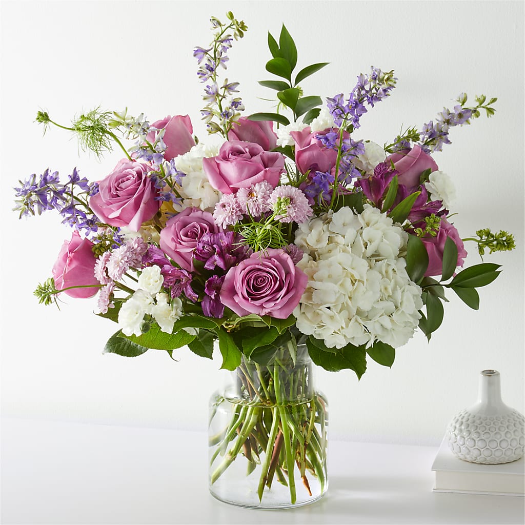 Violet Caress Bouquet – Depot Des Fleurs, Montreal PQ