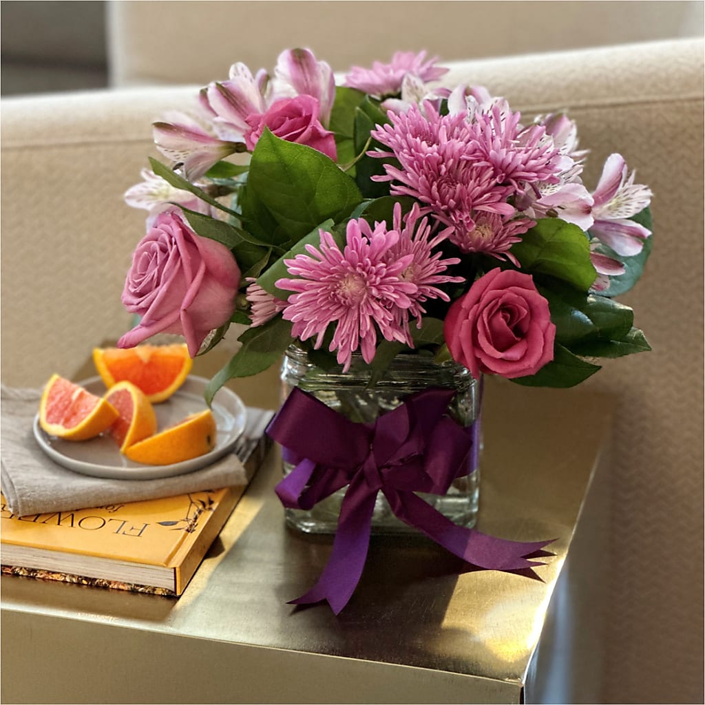 Sugarplum Bouquet – Depot Des Fleurs, Montreal PQ