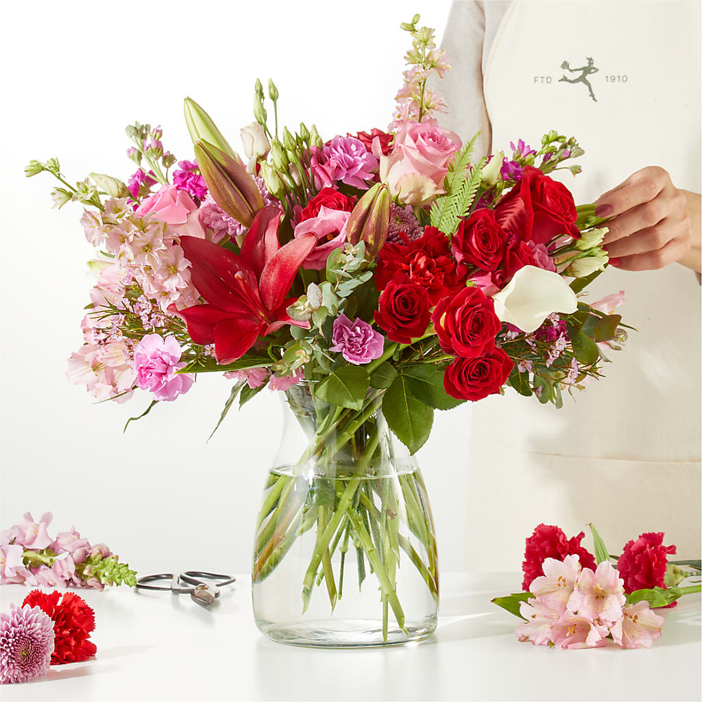 Together Forever - A Florist Original – Depot Des Fleurs, Montreal PQ