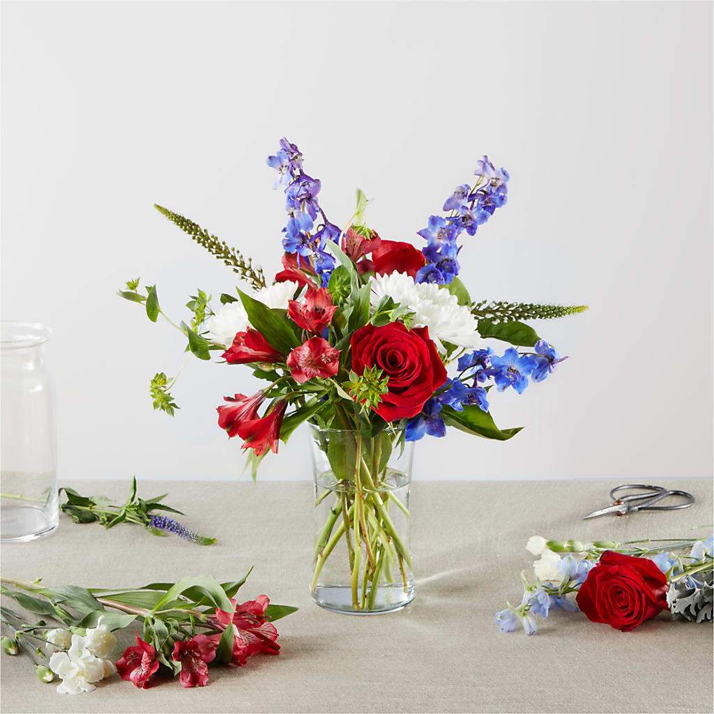 Star Spangled - A Florist Original – Depot Des Fleurs, Montreal PQ