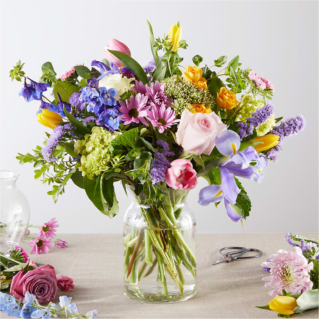 Pastel Tradition - A Florist Original – Depot Des Fleurs, Montreal PQ