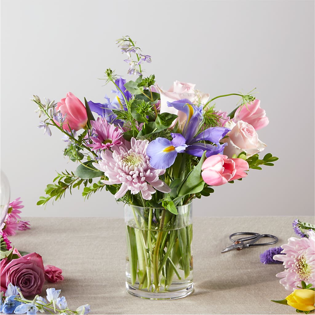 Pastel Tradition - A Florist Original – Depot Des Fleurs, Montreal PQ