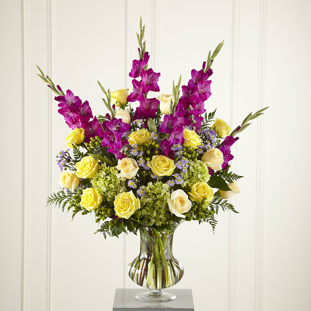 Loveliness Arrangement – Depot Des Fleurs, Montreal PQ