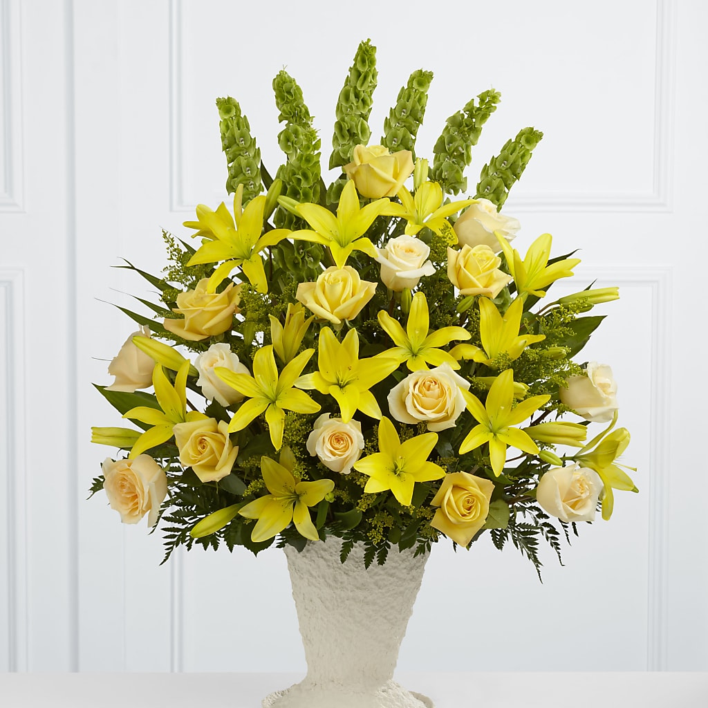 Golden Memories Arrangement – Depot Des Fleurs, Montreal PQ