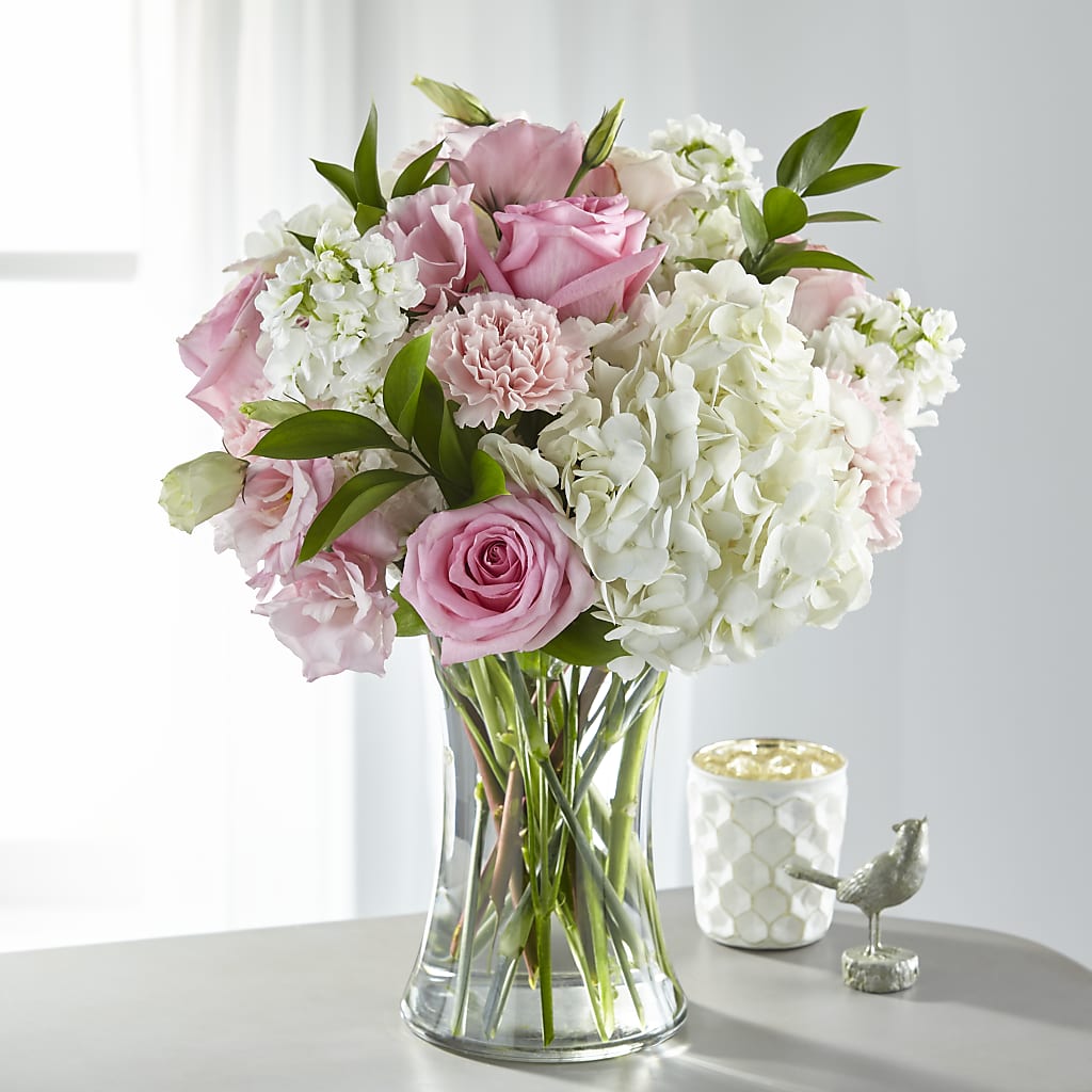 Guiding Grace Bouquet – Depot Des Fleurs, Montreal PQ