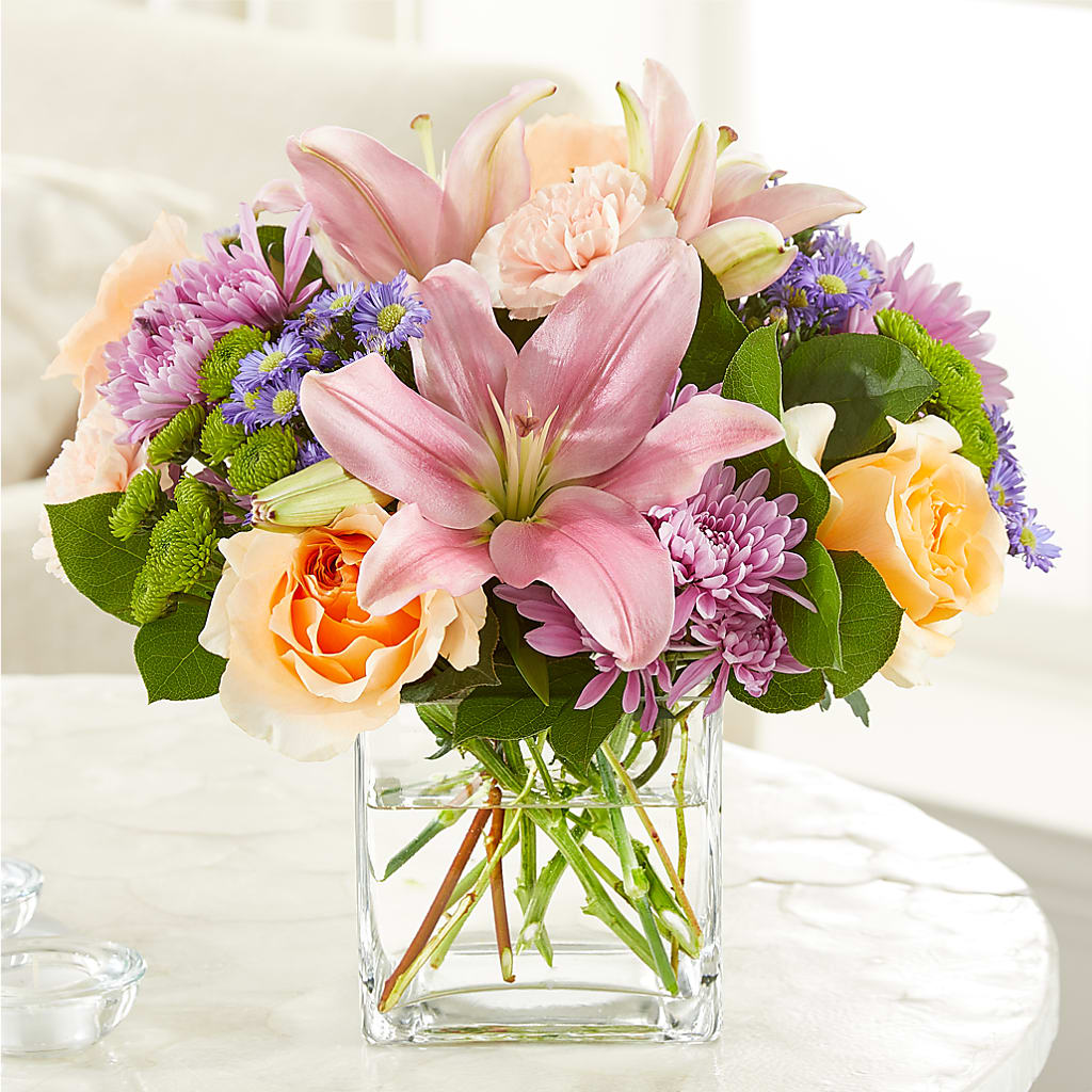 Delicate Details Bouquet – Depot Des Fleurs, Montreal PQ