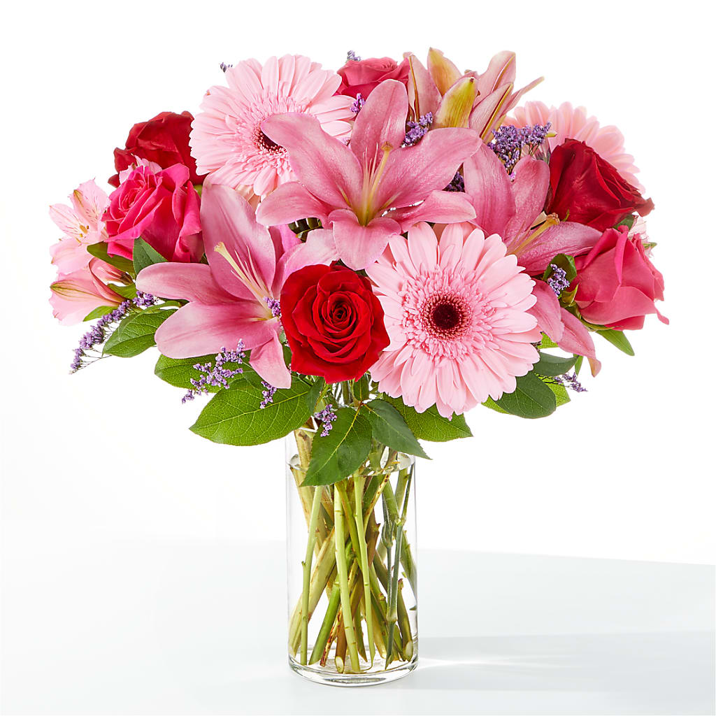 Lots of Love Bouquet – Depot Des Fleurs, Montreal PQ
