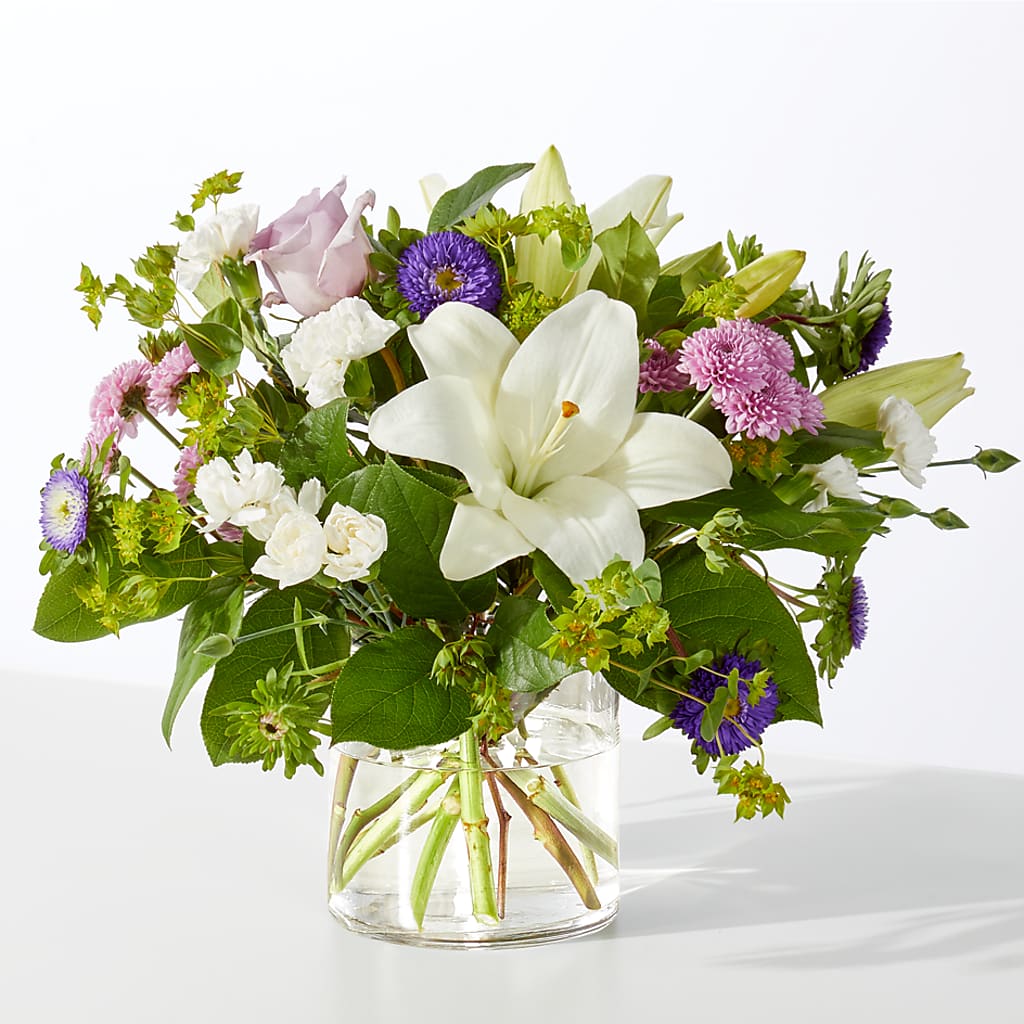 April Showers Bouquet – Depot Des Fleurs, Montreal PQ