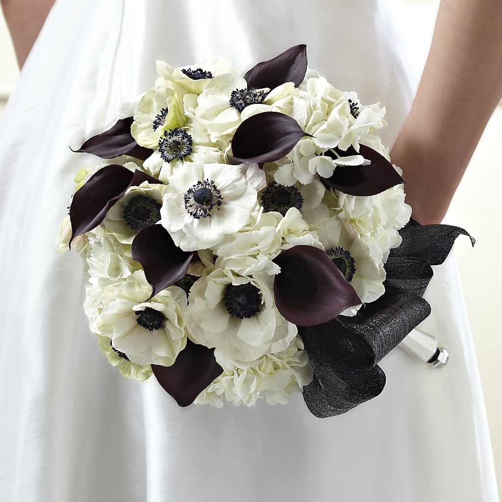 To Have and To Hold Bouquet – Depot Des Fleurs, Montreal PQ