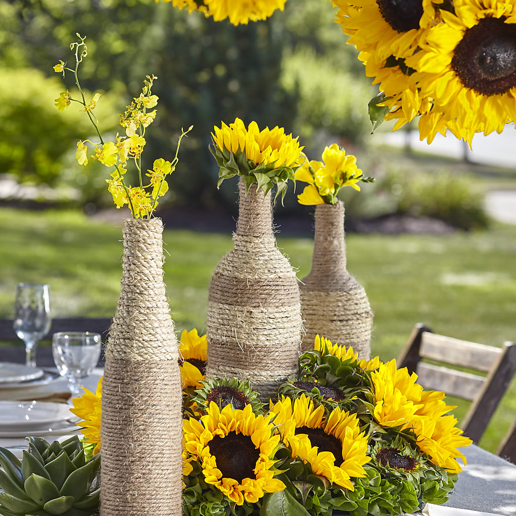 Sublime Garden Centerpiece – Depot Des Fleurs, Montreal PQ