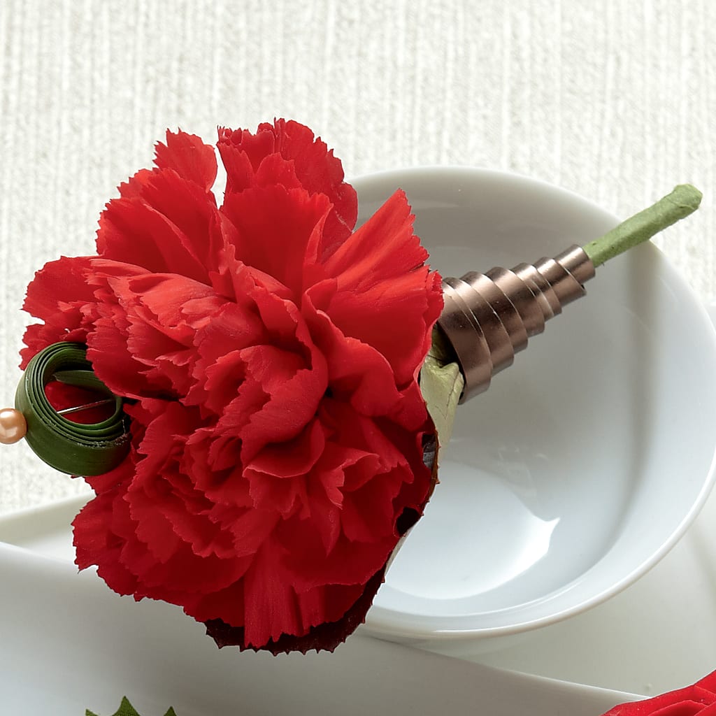 Red Carnation Boutonniere – Depot Des Fleurs, Montreal PQ