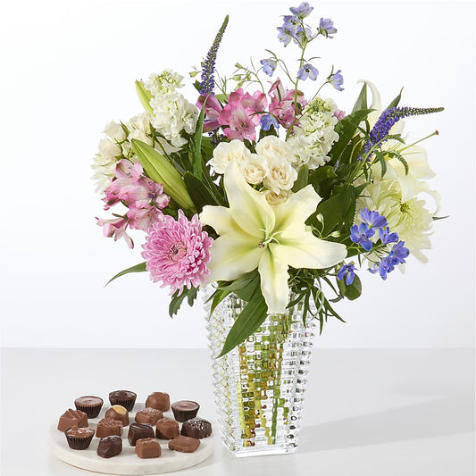 Winter Celebration Bouquet –  Depot Des Fleurs, Montreal PQ