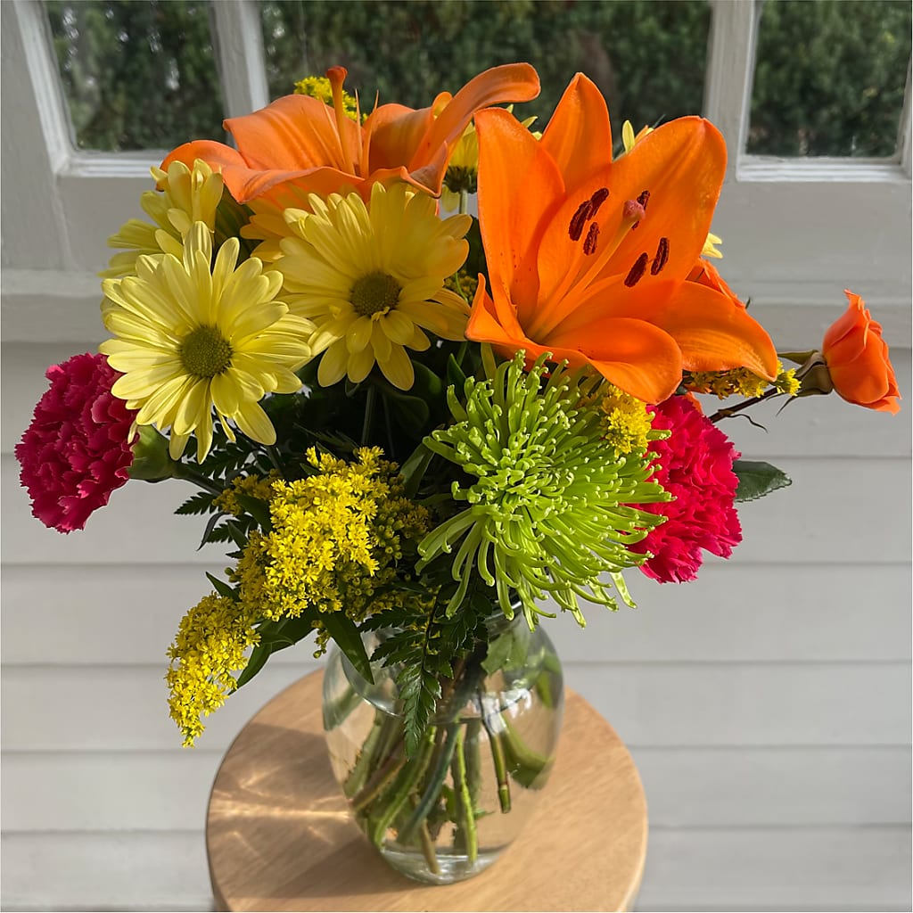Bold & Bright – A Florist Original –  Depot Des Fleurs, Montreal PQ
