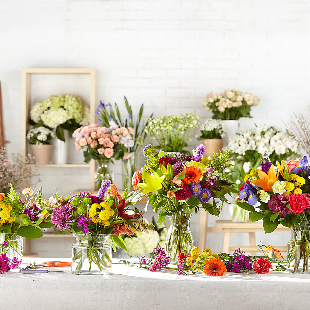 Bold & Bright – A Florist Original –  Depot Des Fleurs, Montreal PQ
