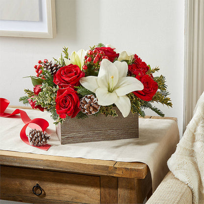 Snowy Wonderland Bouquet –  Depot Des Fleurs, Montreal PQ