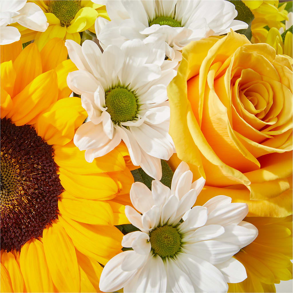 Be Happy Bouquet –  Depot Des Fleurs, Montreal PQ