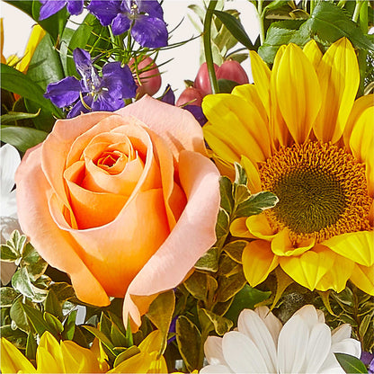 The Good Life Bouquet –  Depot Des Fleurs, Montreal PQ