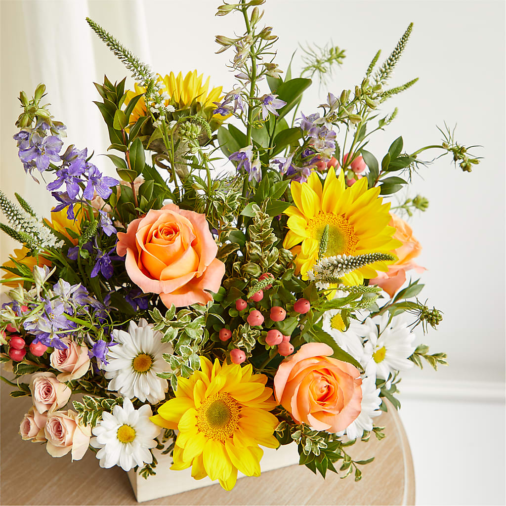 The Good Life Bouquet –  Depot Des Fleurs, Montreal PQ
