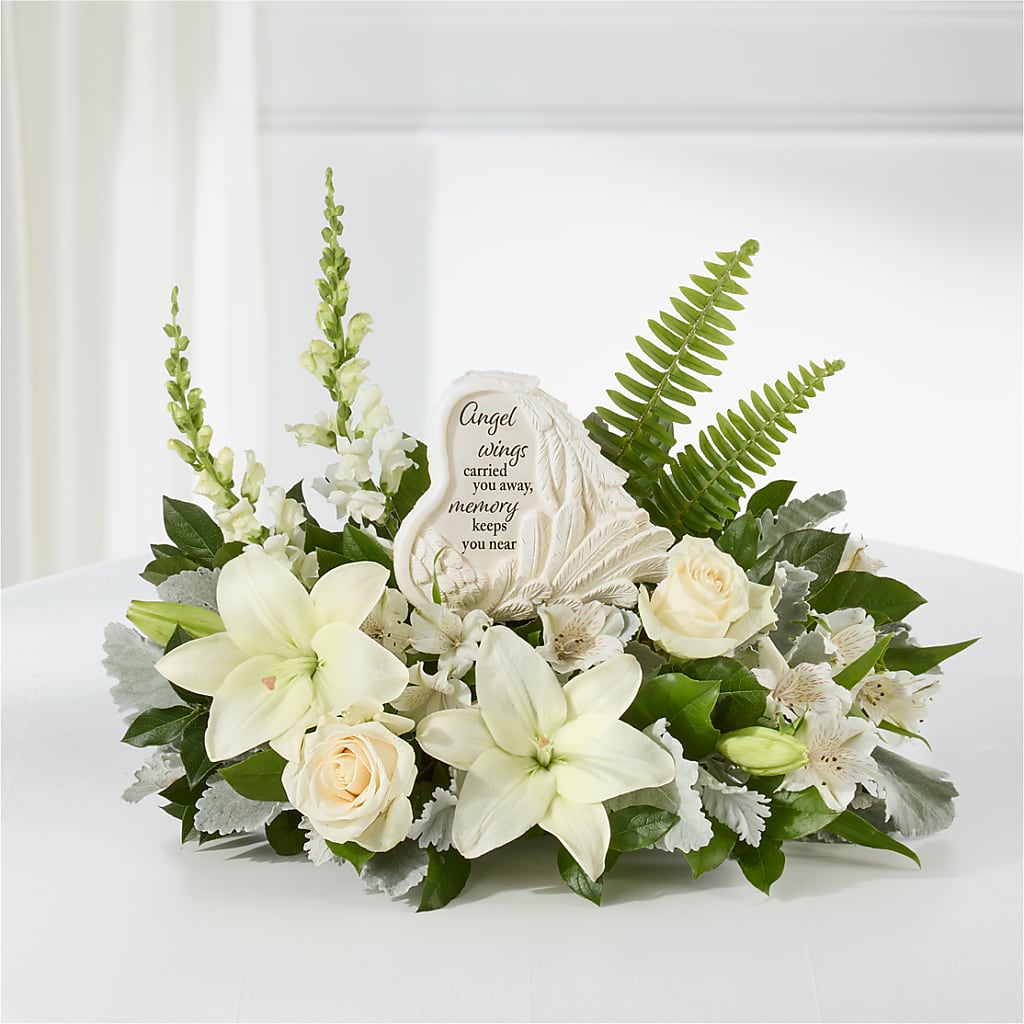 Holding You Close Arrangement –  Depot Des Fleurs, Montreal PQ