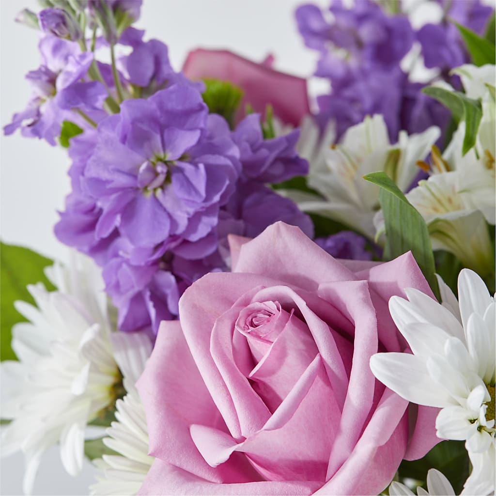 Garden of Peace Bouquet –  Depot Des Fleurs, Montreal PQ