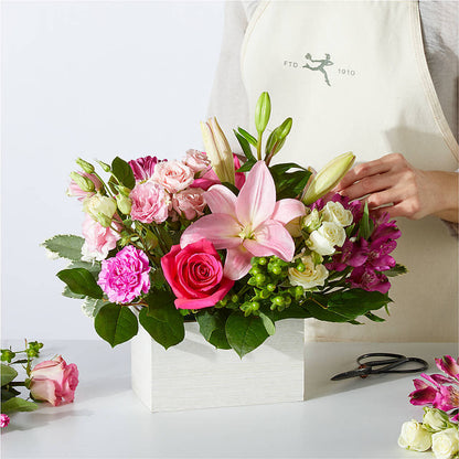 Sweetberry Box – A Florist Original –  Depot Des Fleurs, Montreal PQ