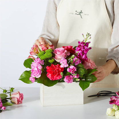 Sweetberry Box – A Florist Original –  Depot Des Fleurs, Montreal PQ