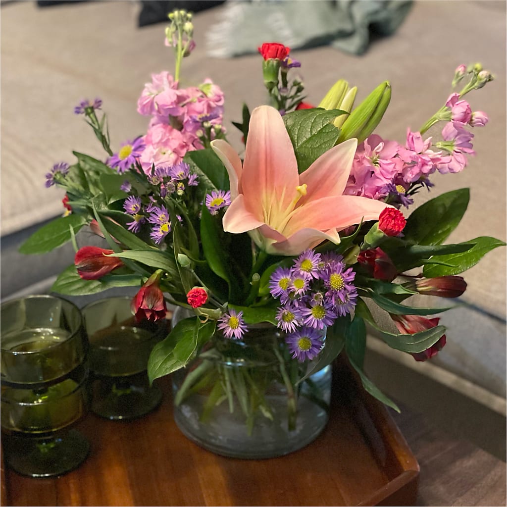 Romantique Bouquet –  Depot Des Fleurs, Montreal PQ