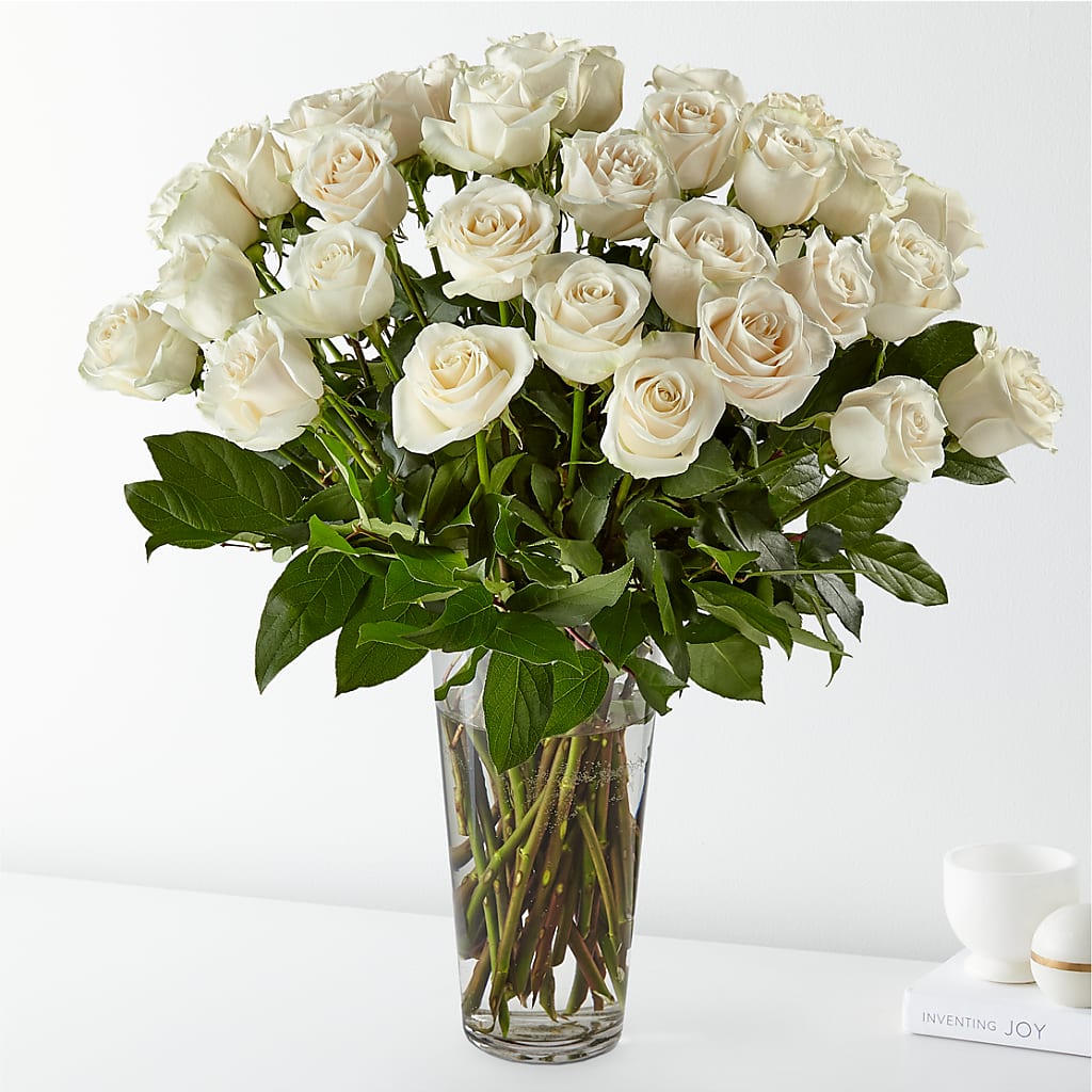 Bouquet de roses blanches à longues tiges