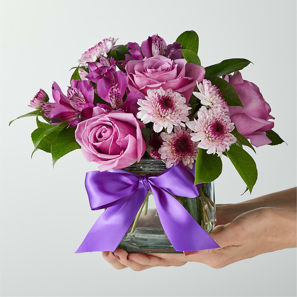 Sugarplum Bouquet –  Depot Des Fleurs, Montreal PQ