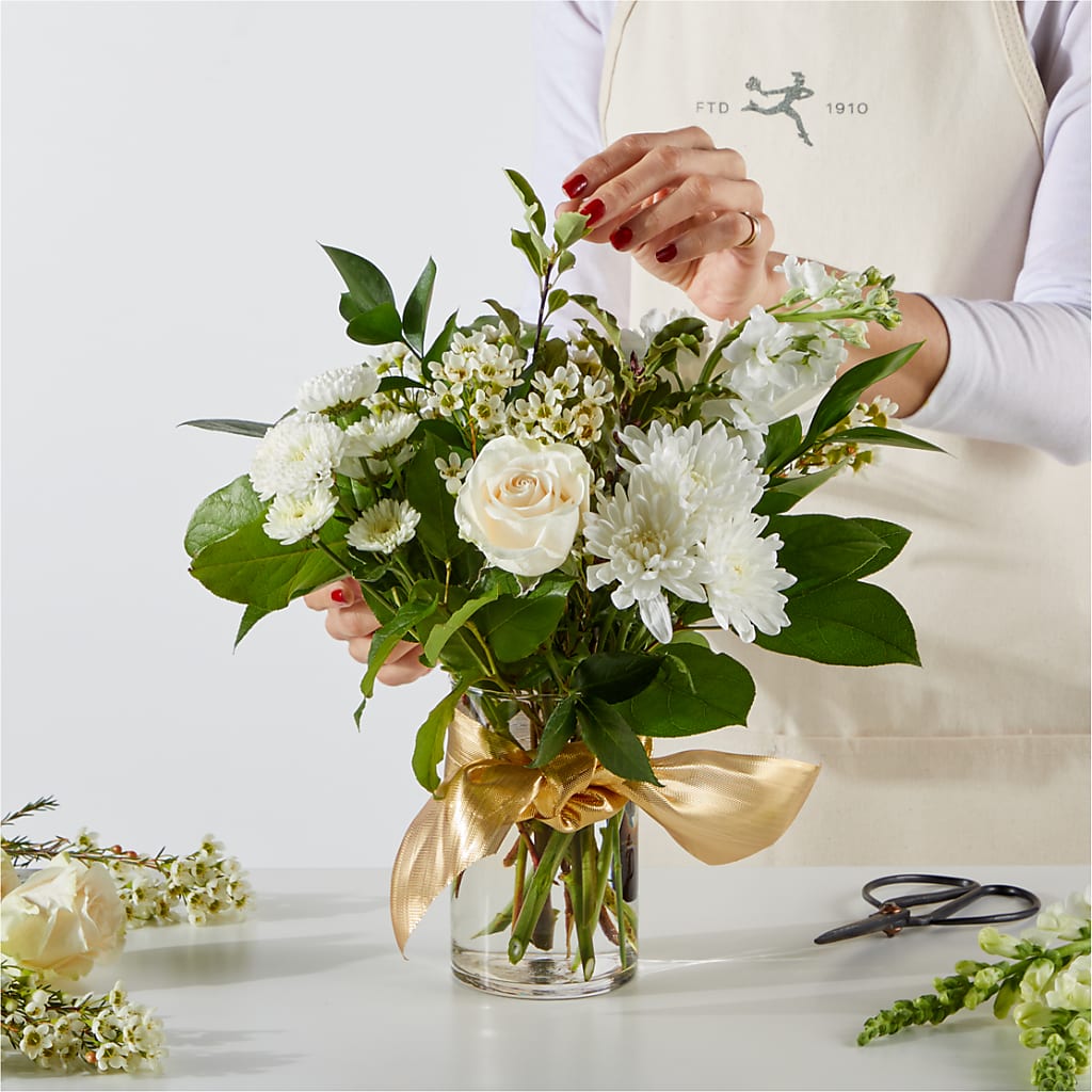 New Beginnings – A Florist Original –  Depot Des Fleurs, Montreal PQ