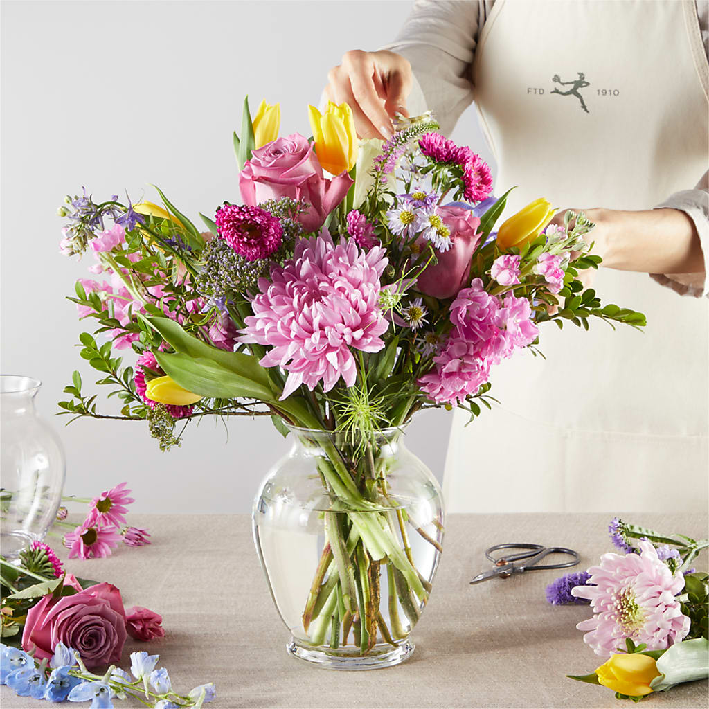 Pastel Tradition - A Florist Original –  Depot Des Fleurs, Montreal PQ