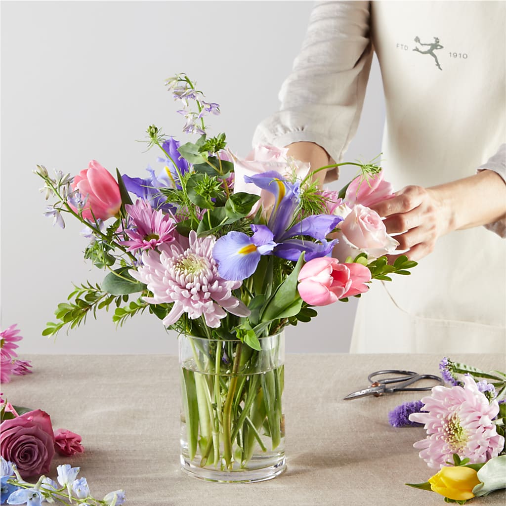 Pastel Tradition - A Florist Original –  Depot Des Fleurs, Montreal PQ
