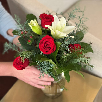 Glittering Lights Bouquet –  Depot Des Fleurs, Montreal PQ