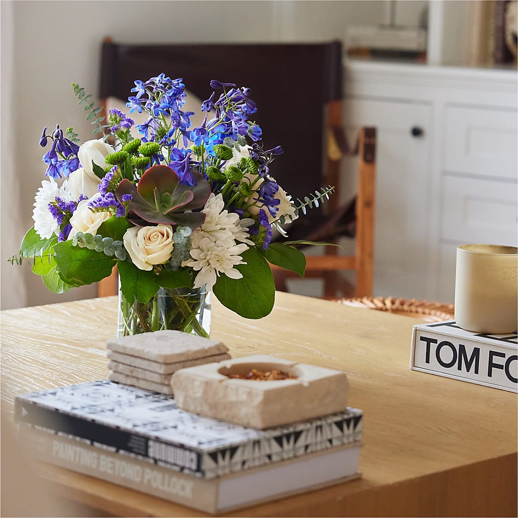 Cerulean Waves Bouquet –  Depot Des Fleurs, Montreal PQ