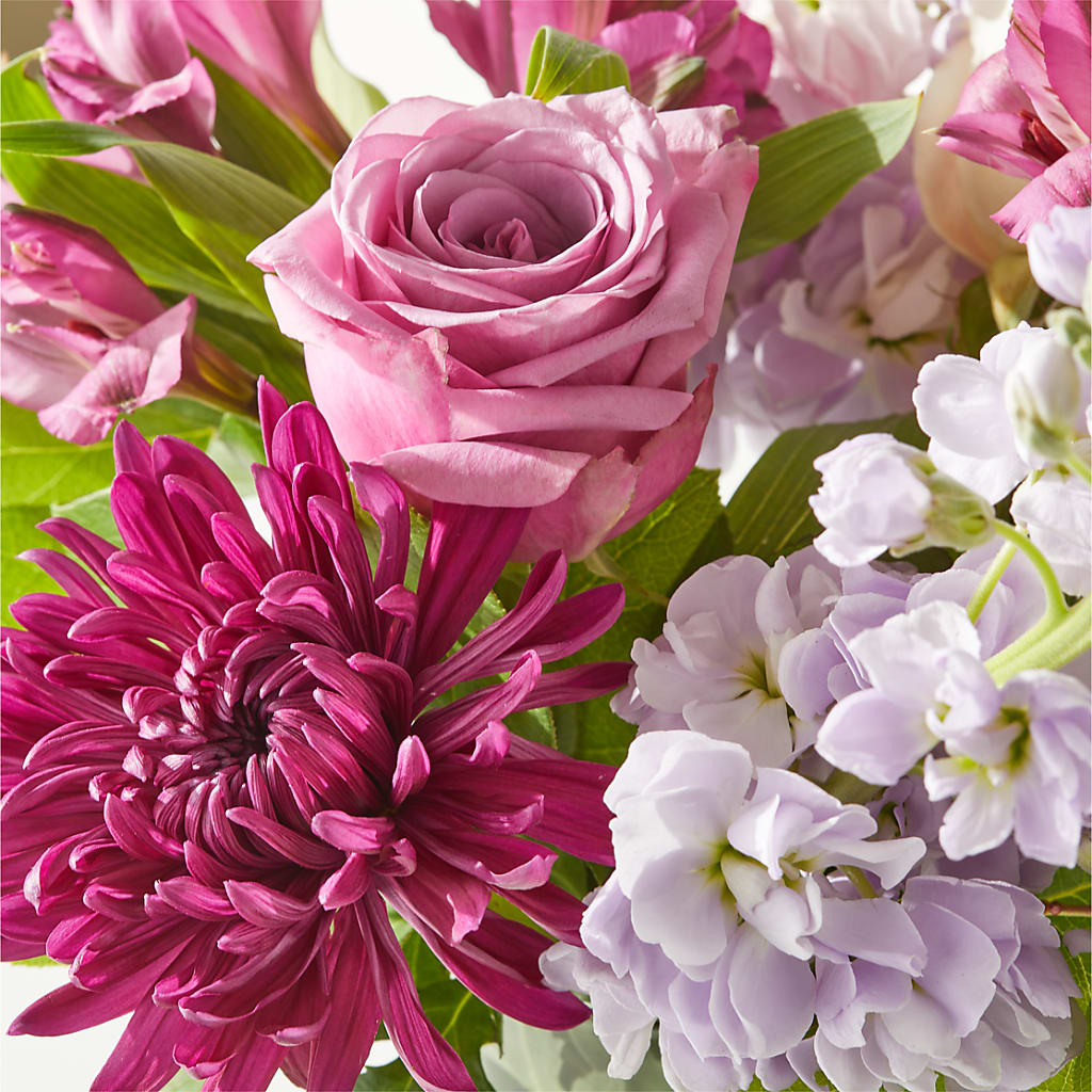 Amethyst Dreams Bouquet –  Depot Des Fleurs, Montreal PQ