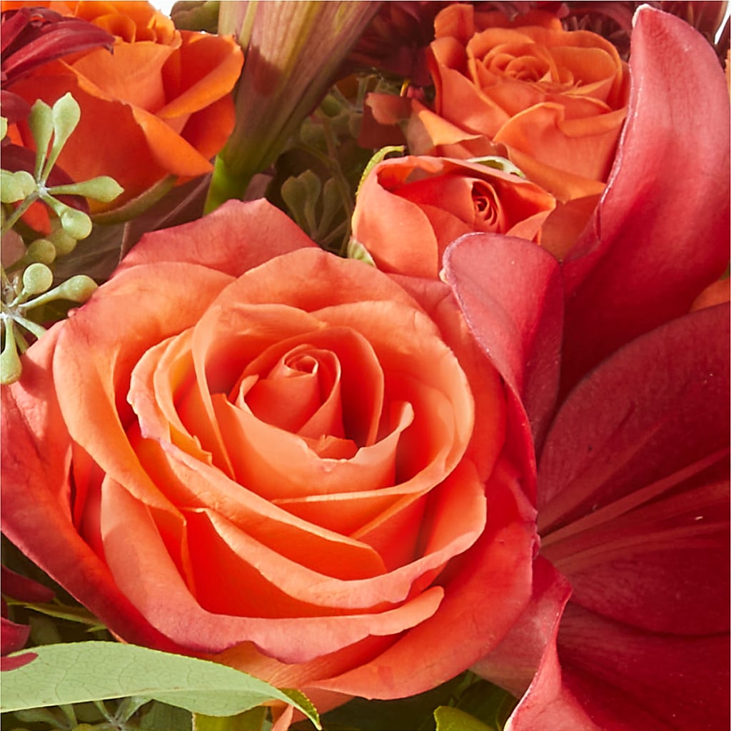 Crimson Leaves Bouquet –  Depot Des Fleurs, Montreal PQ