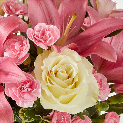 Piece of Cake Bouquet –  Depot Des Fleurs, Montreal PQ