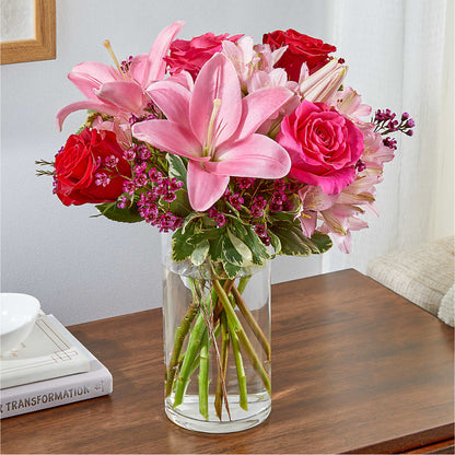 Lucky in Love Bouquet –  Depot Des Fleurs, Montreal PQ
