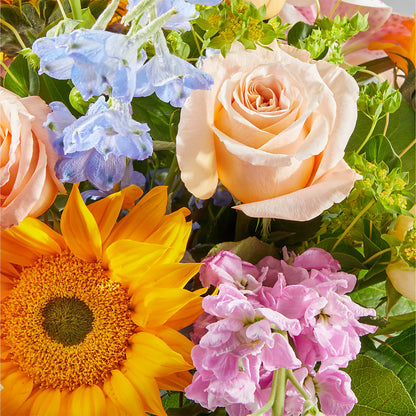 Dreamy Meadows Bouquet –  Depot Des Fleurs, Montreal PQ