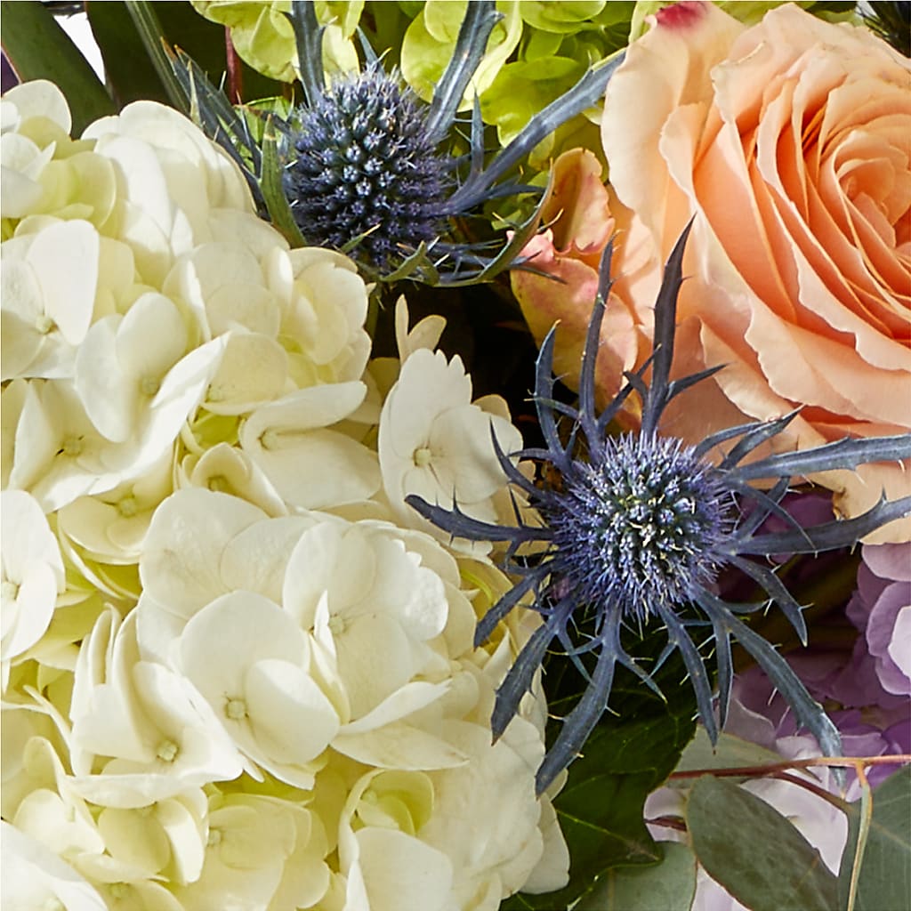 Porch Swing Bouquet –  Depot Des Fleurs, Montreal PQ