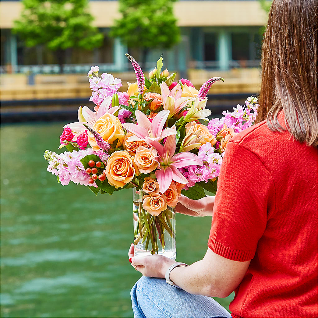 Bisous Bouquet –  Depot Des Fleurs, Montreal PQ