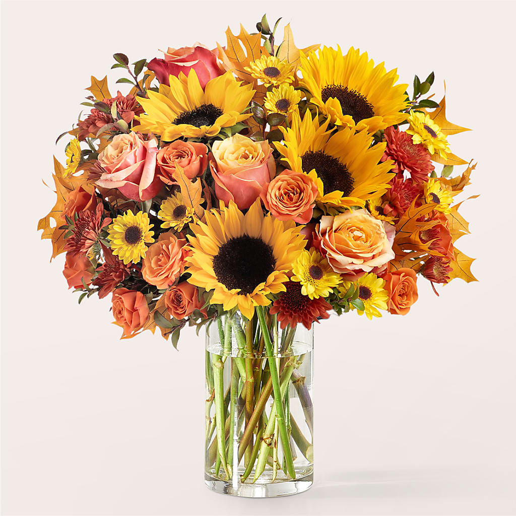 Fluttering Foliage Bouquet –  Depot Des Fleurs, Montreal PQ