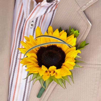 Free Spirit Boutonniere –  Depot Des Fleurs, Montreal PQ