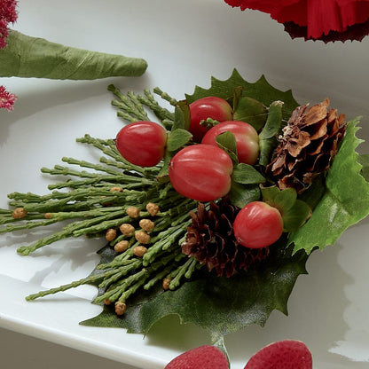 Red Berry Boutonniere –  Depot Des Fleurs, Montreal PQ